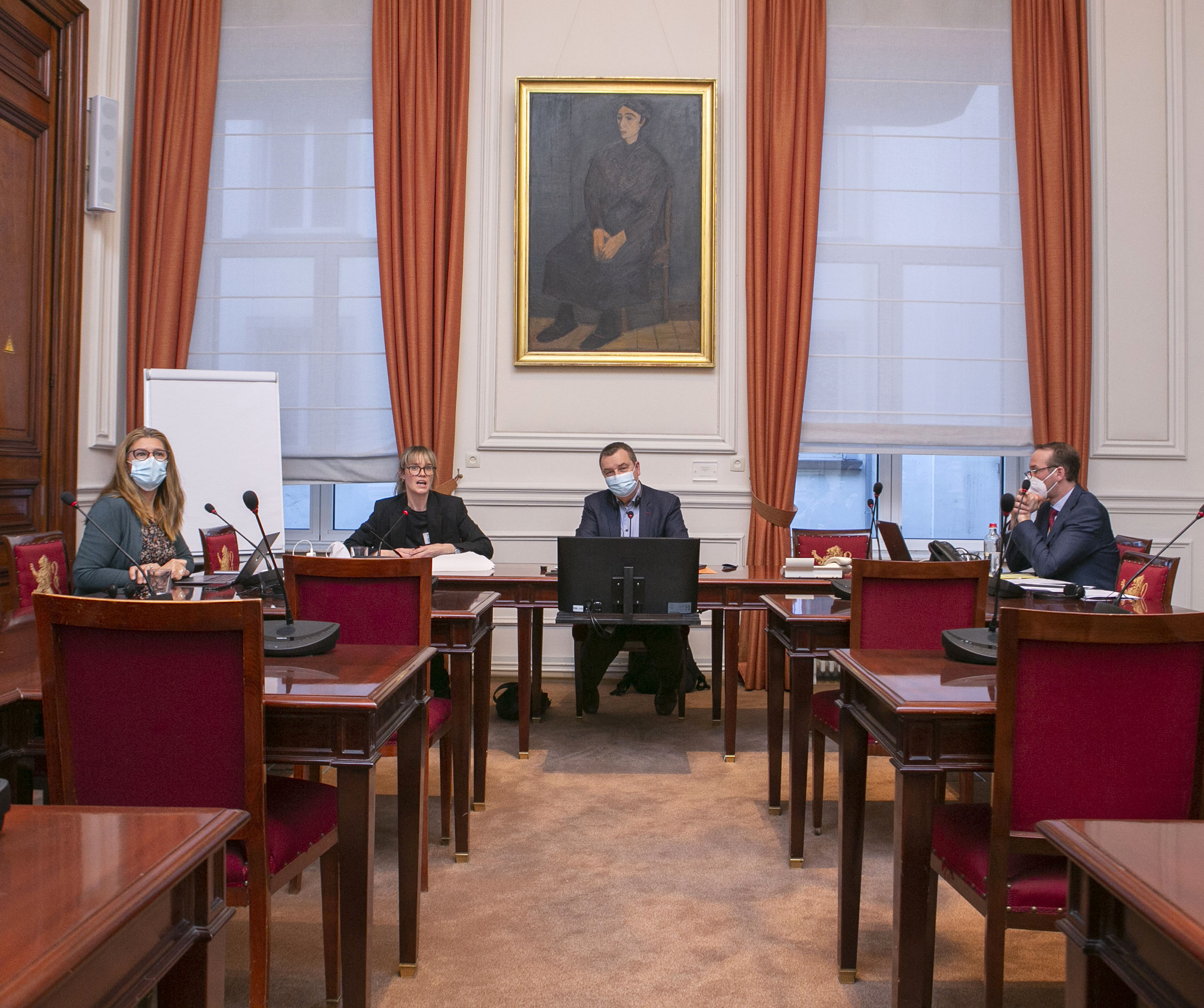  Hoorzitting over het drugsbeleid in België in COMTRANS