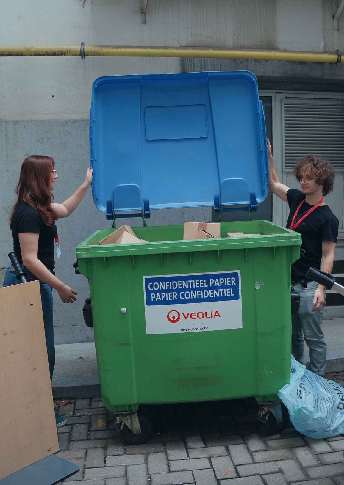  YOUCA stagiairs in de Senaat