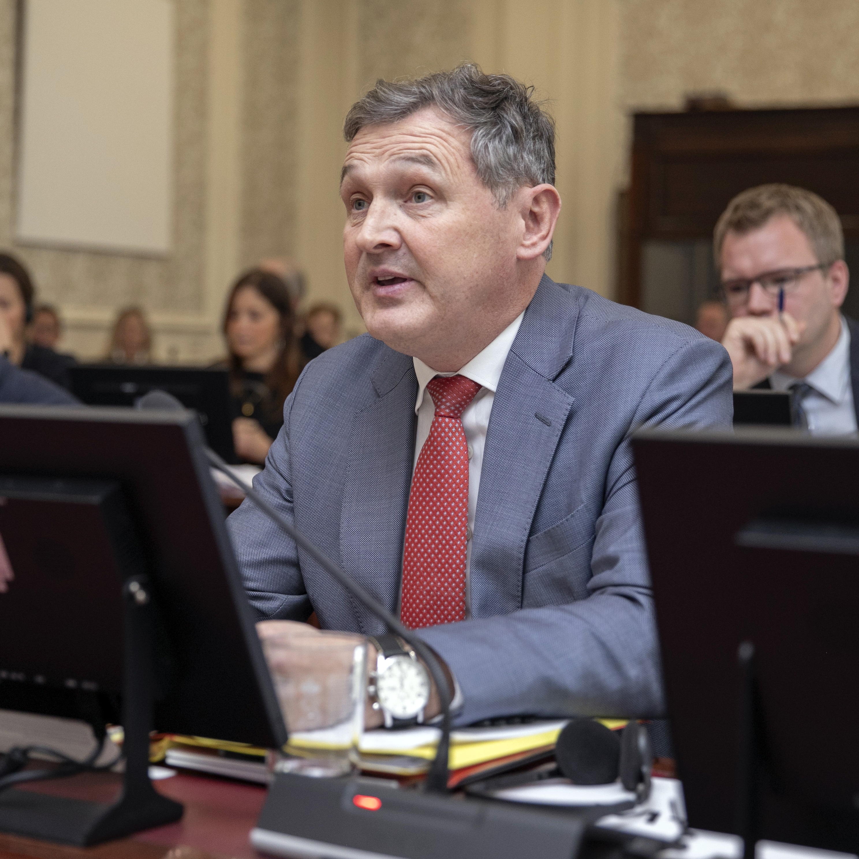  Grondwetsherziening besproken in de Commissie Institutionele Aangelegenheden