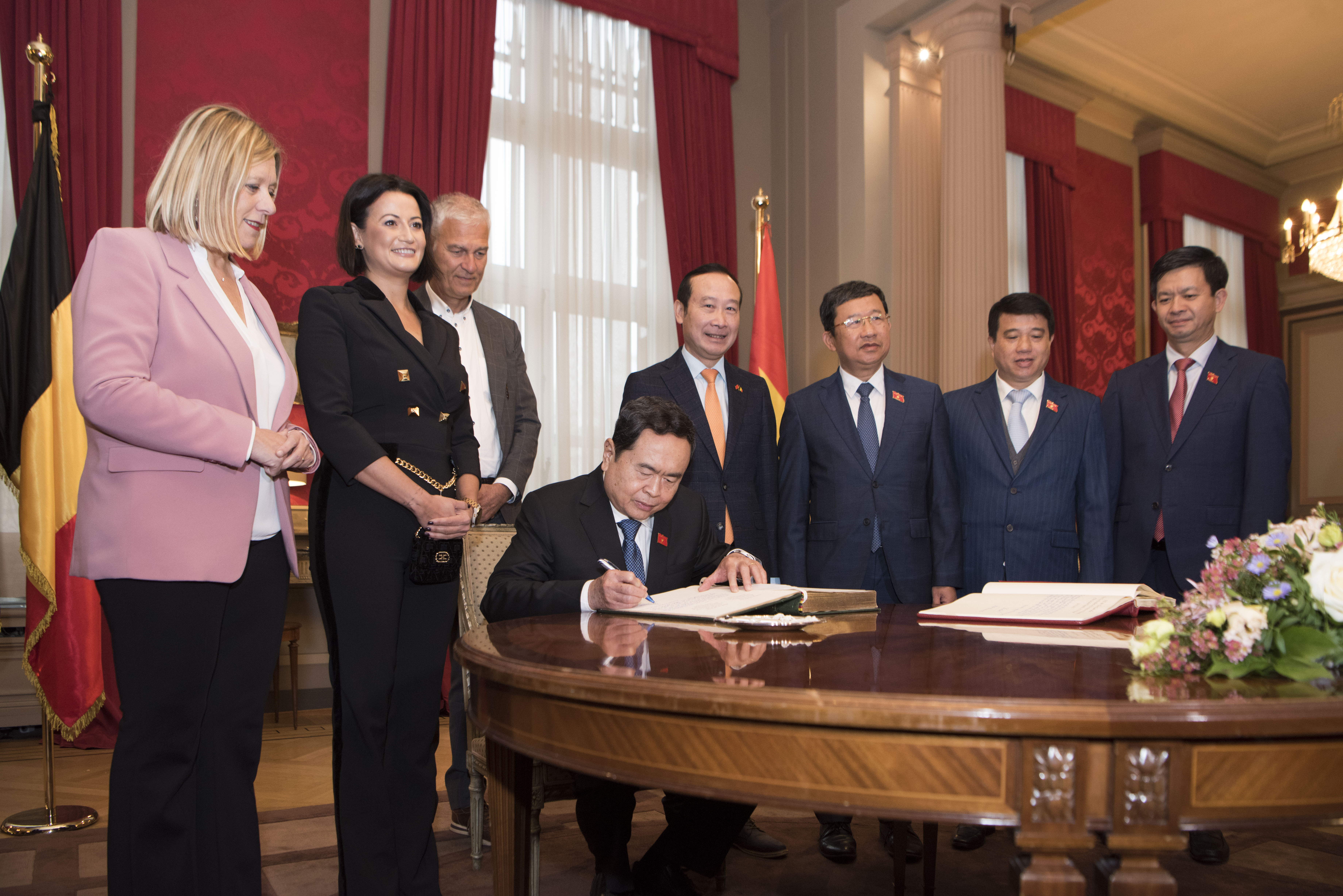  Bezoek van een parlementaire delegatie uit Vietnam
