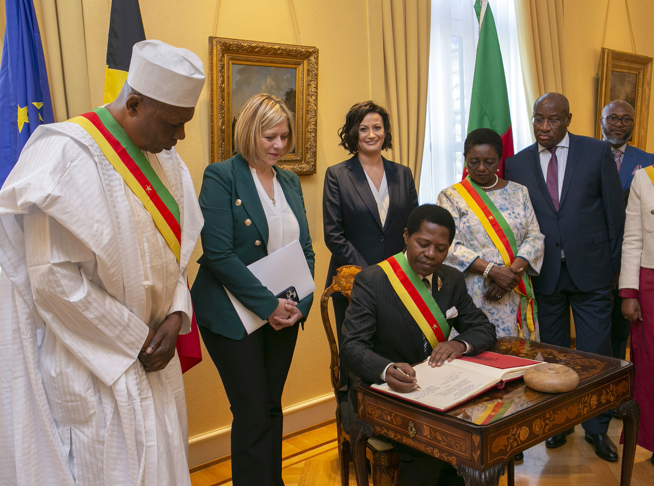  Ondertekening van het samenwerkingsprotocol met het Parlement van Kameroen