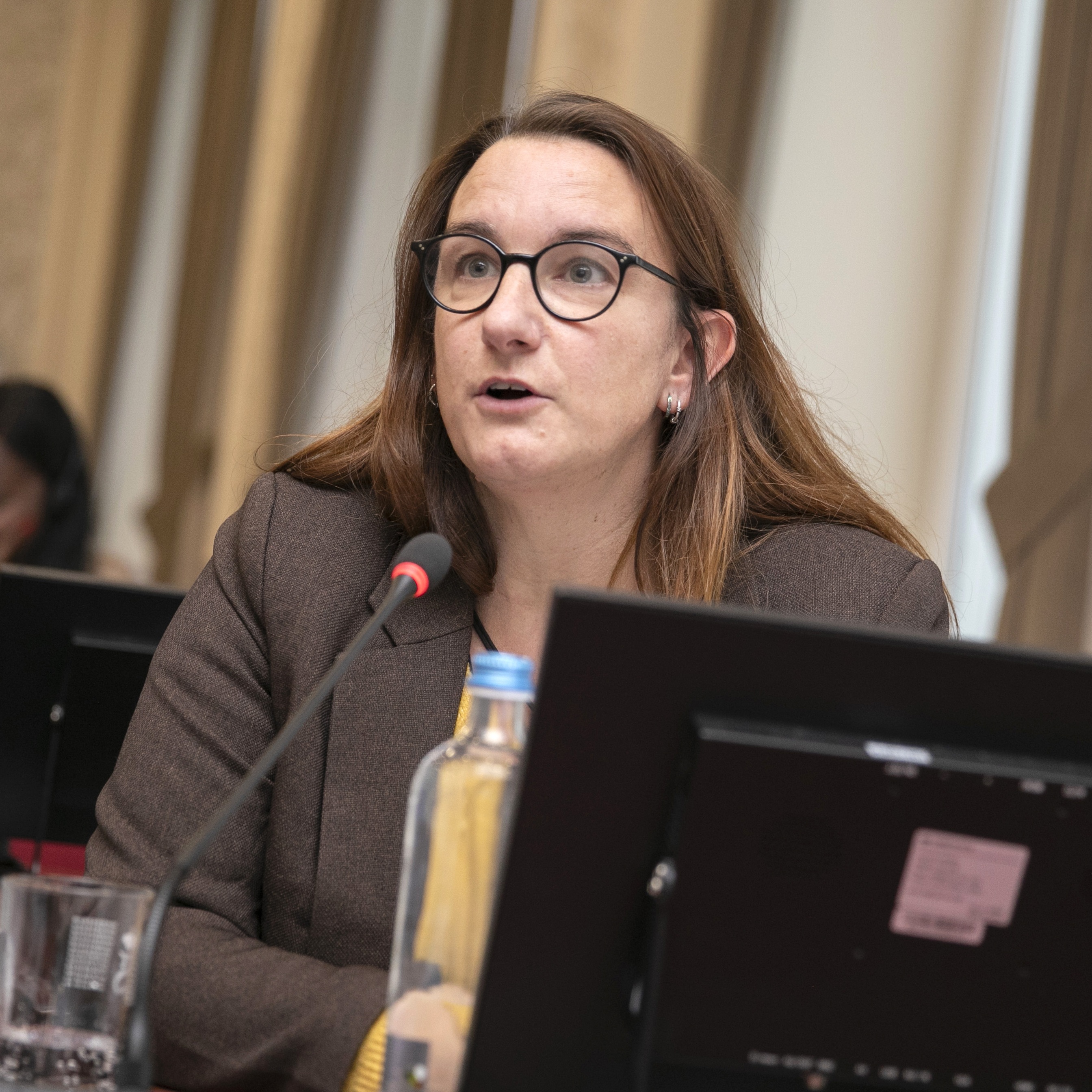  Hoorzitting over beroepsintegratie van alleenstaande ouder op de arbeidsmarkt