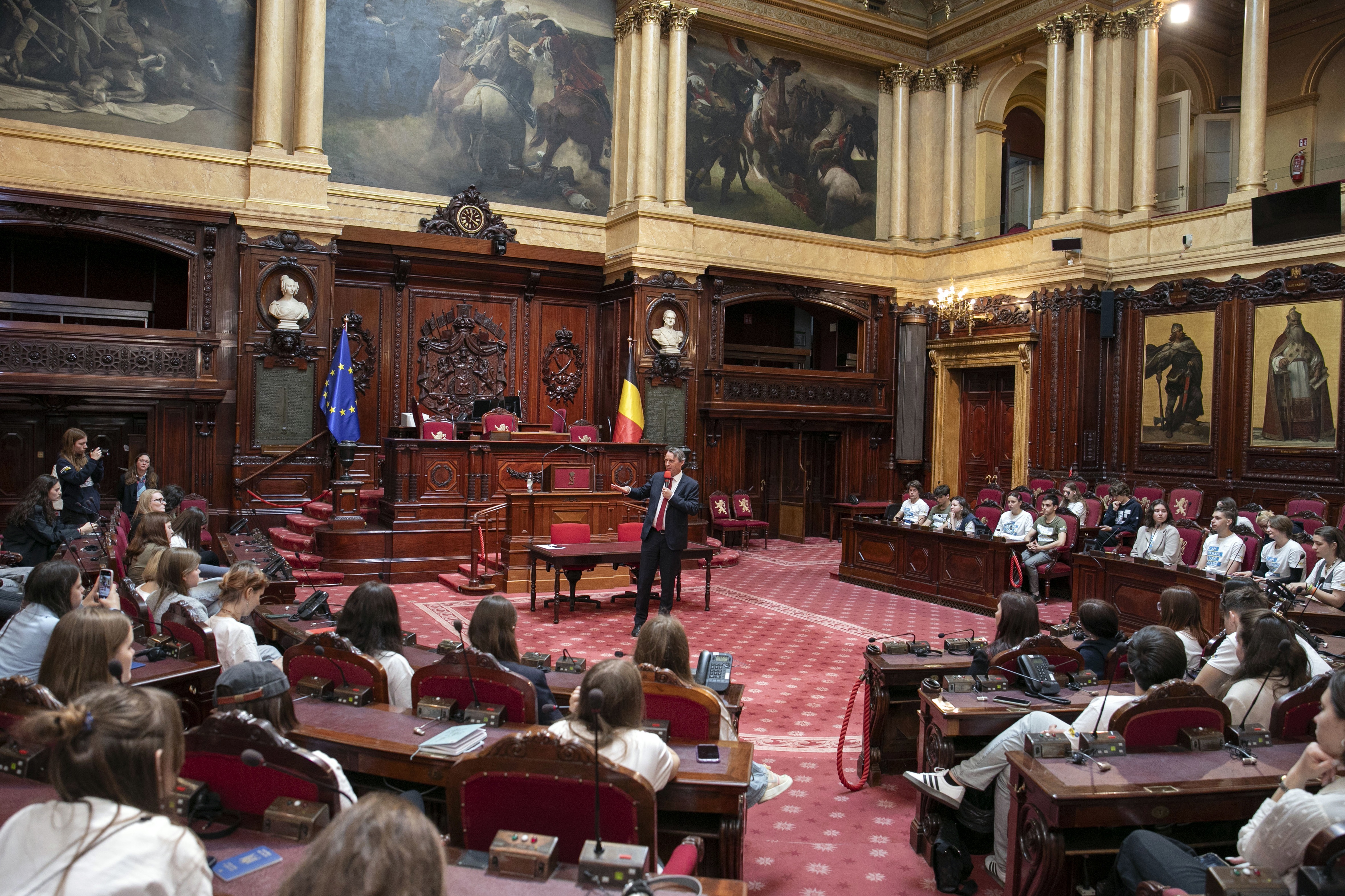  Des étudiants ukrainiens au Sénat