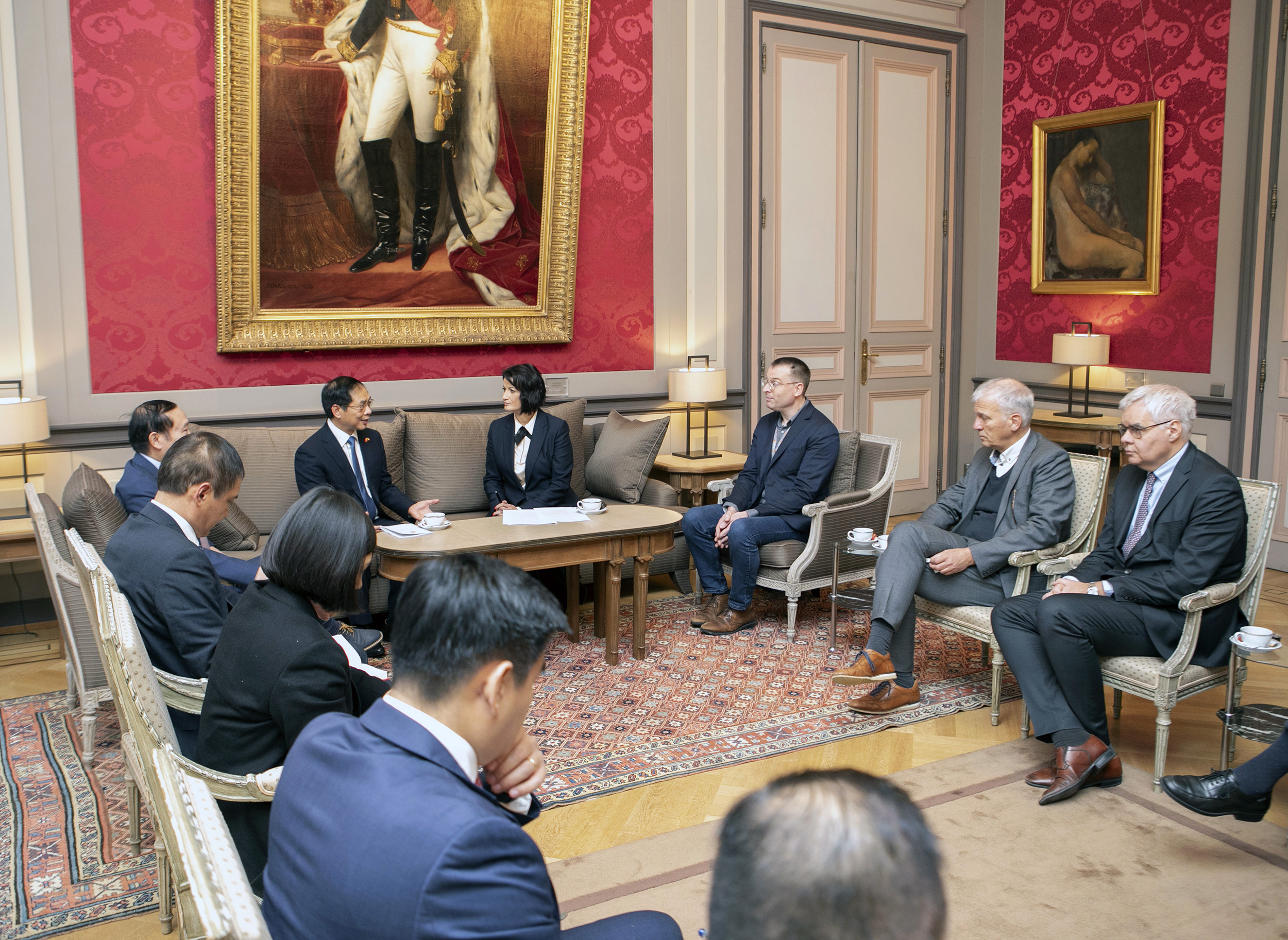  Visite du ministre des affaires étrangères du Vietnam