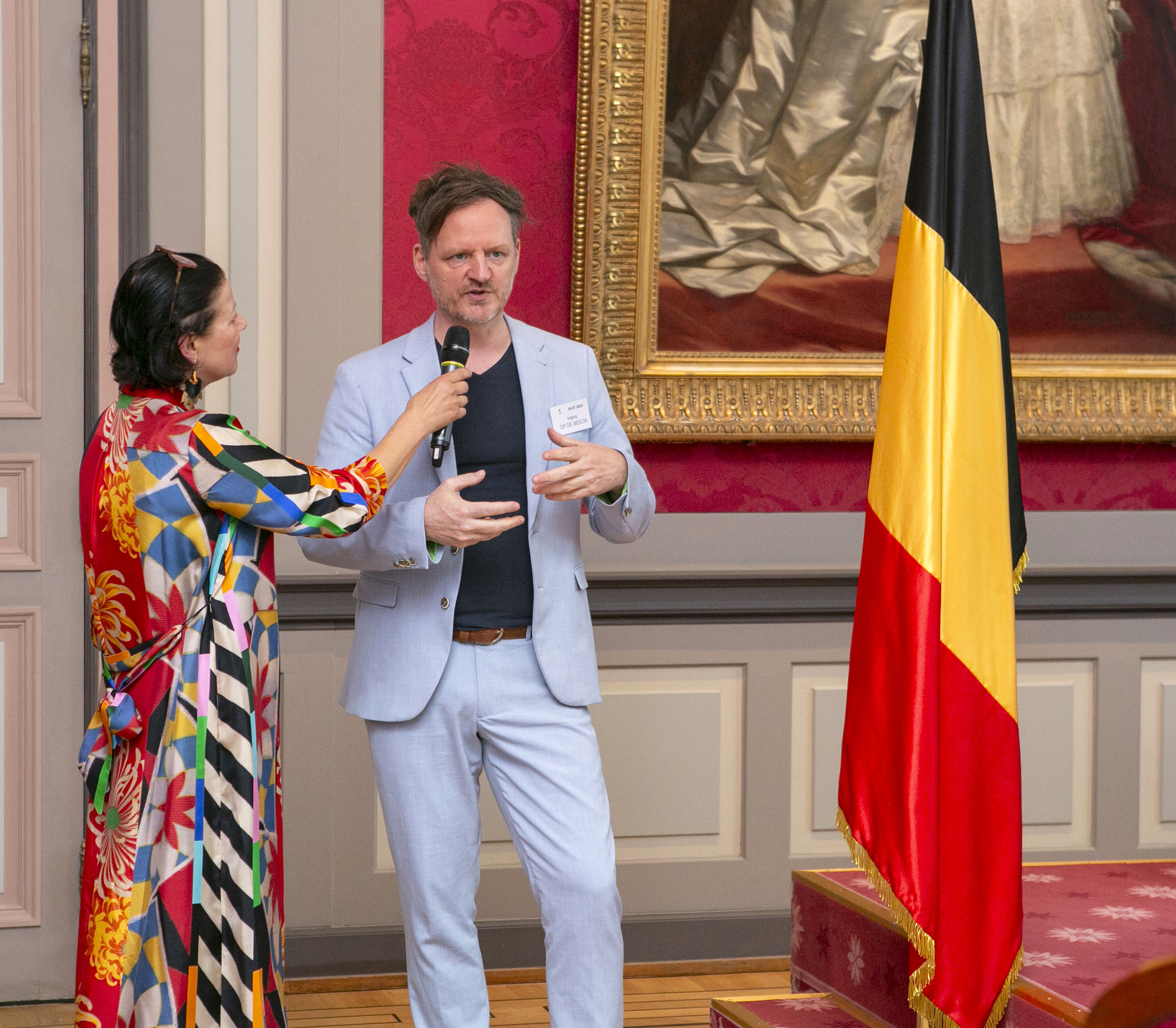  Bustes du Roi Philippe et de la Reine Mathilde au Sénat