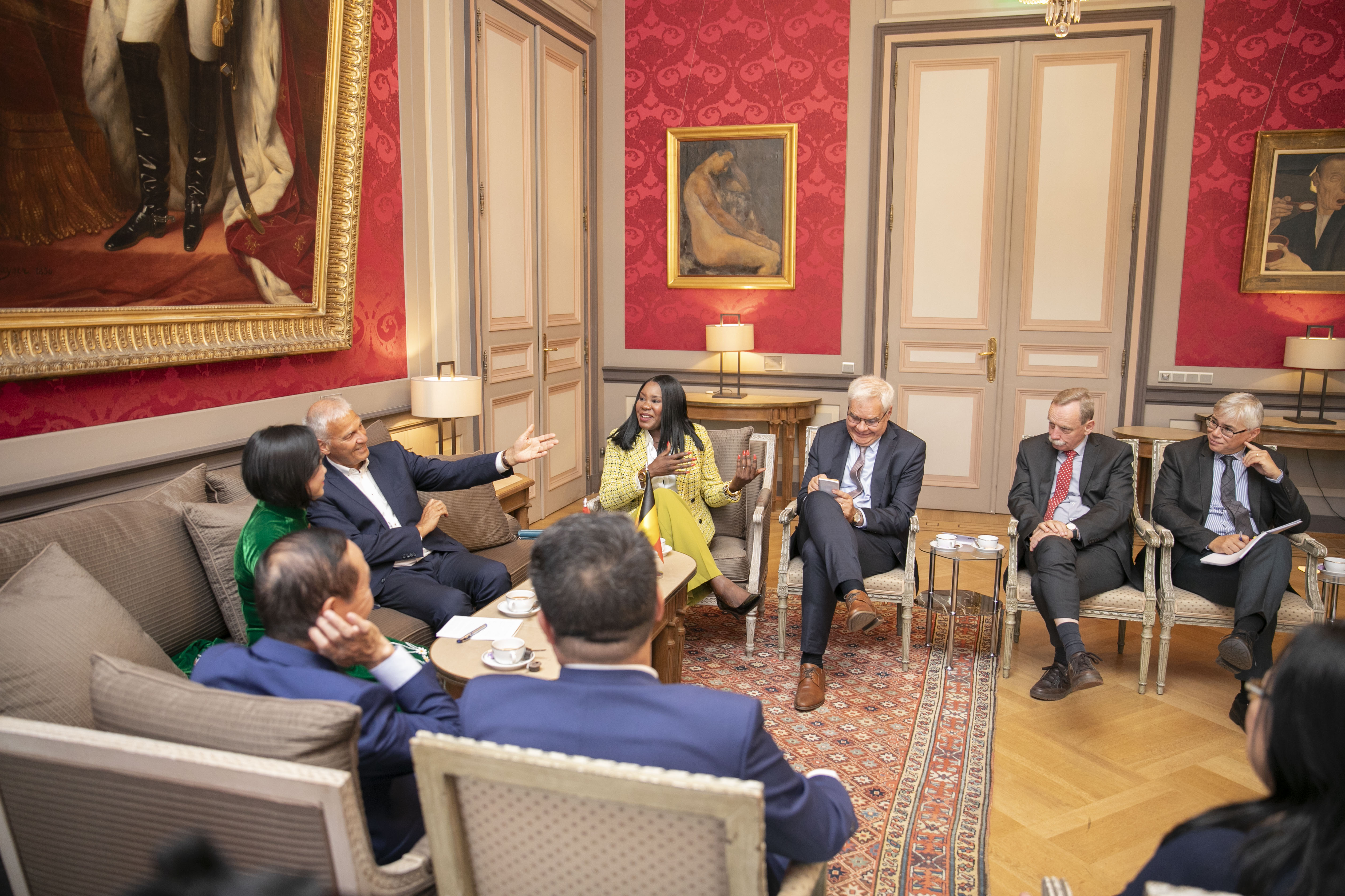  Bezoek van een Vietnamese parlementaire delegatie