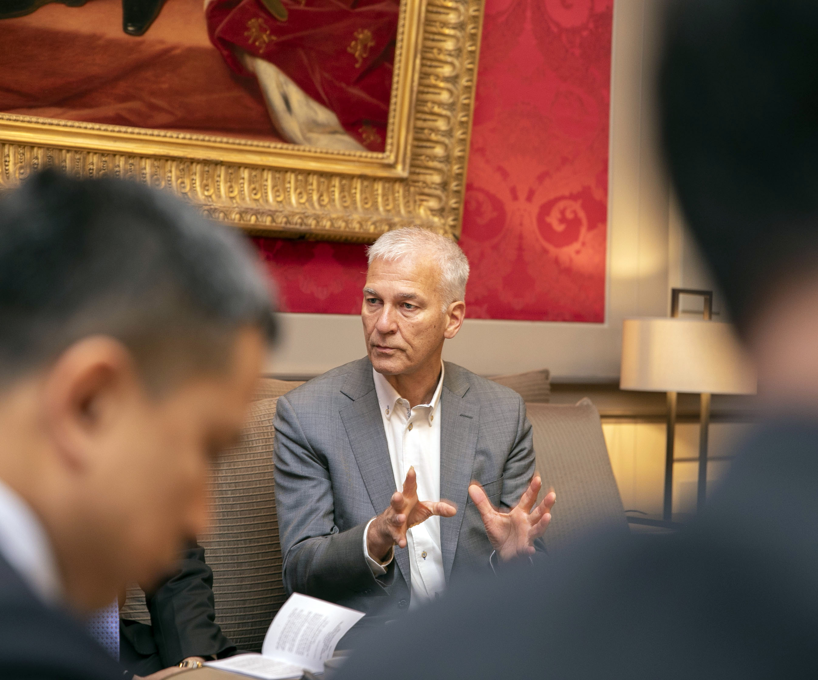  Vietnamese delegatie op bezoek in de Senaat