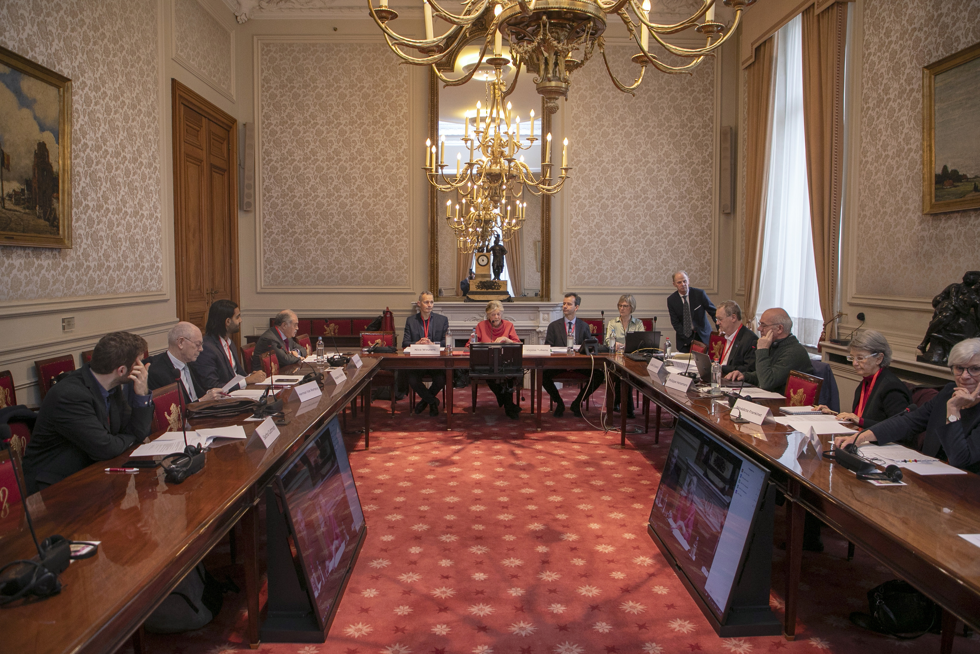  Oprichting van een Groep der Wijzen in het kader van het onderzoek naar de rol van de Belgische spoorwegen in de Tweede Wereldoorlog