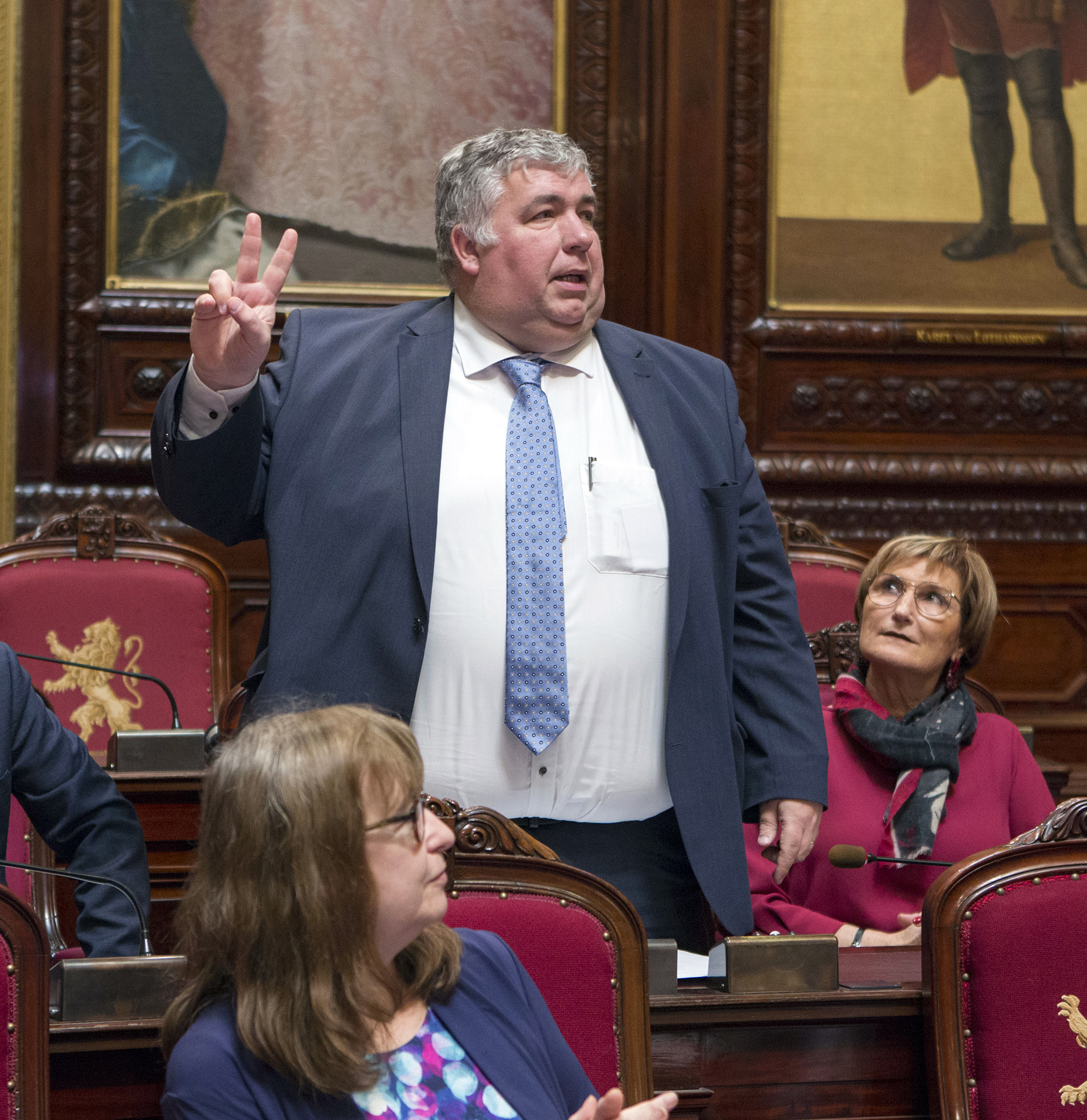  Zes nieuwe senatoren hebben de eed afgelegd